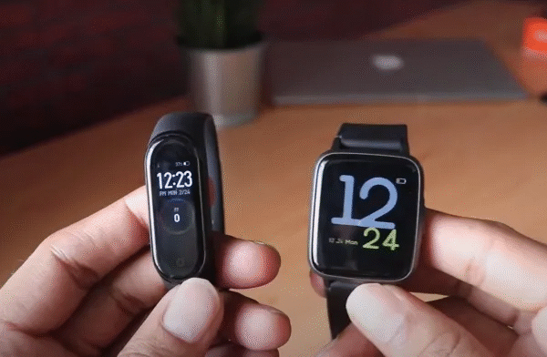 Smartwatch vs Fitness Band: Which One Should You Buy?